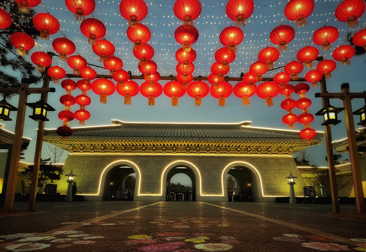 本地遊客唱主角 春節旅遊人氣旺 本地遊客唱主角 春節旅遊人氣旺